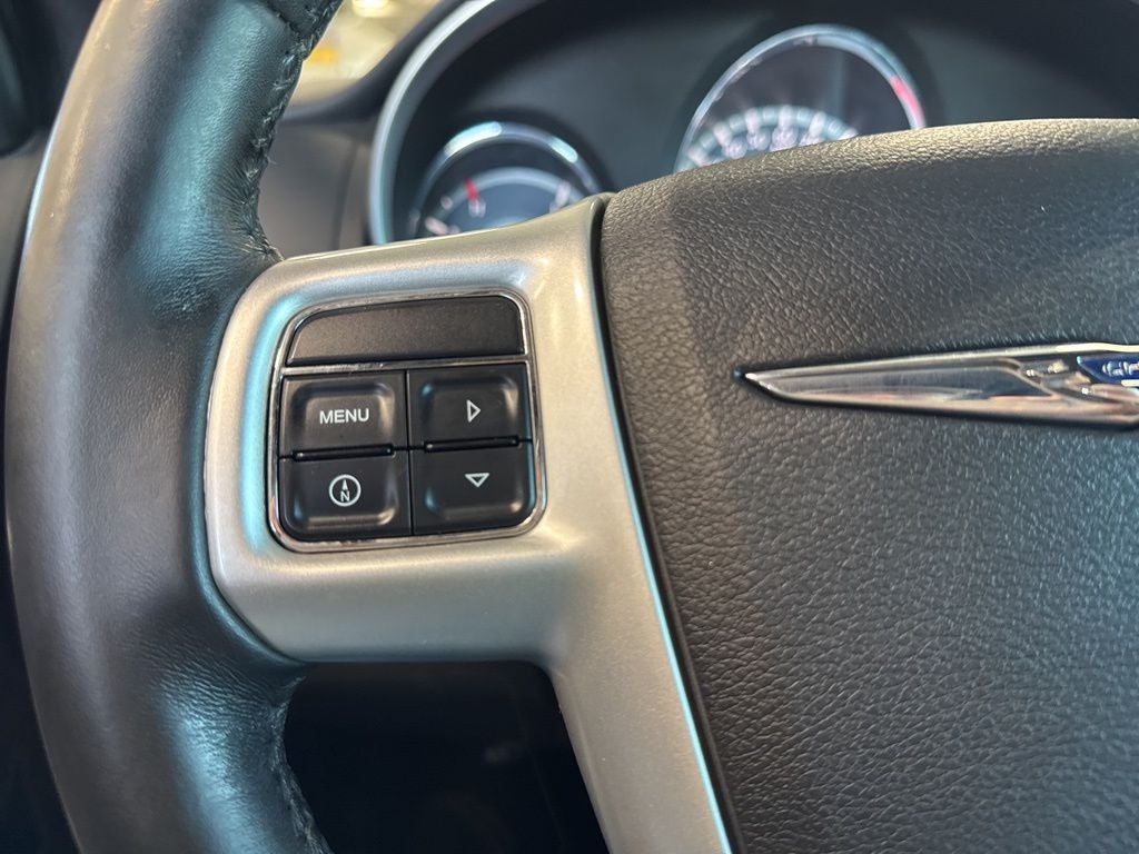 2011 Chrysler 200 Touring