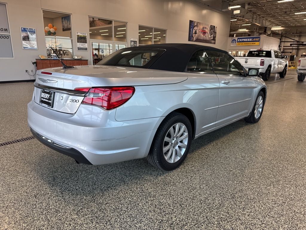2011 Chrysler 200 Touring