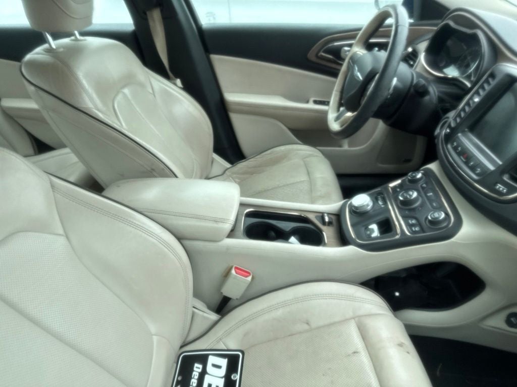 2015 Chrysler 200 C