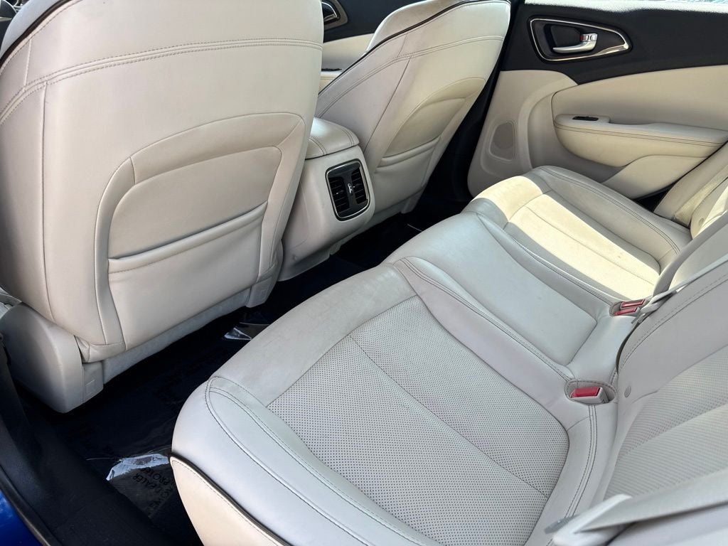 2015 Chrysler 200 C