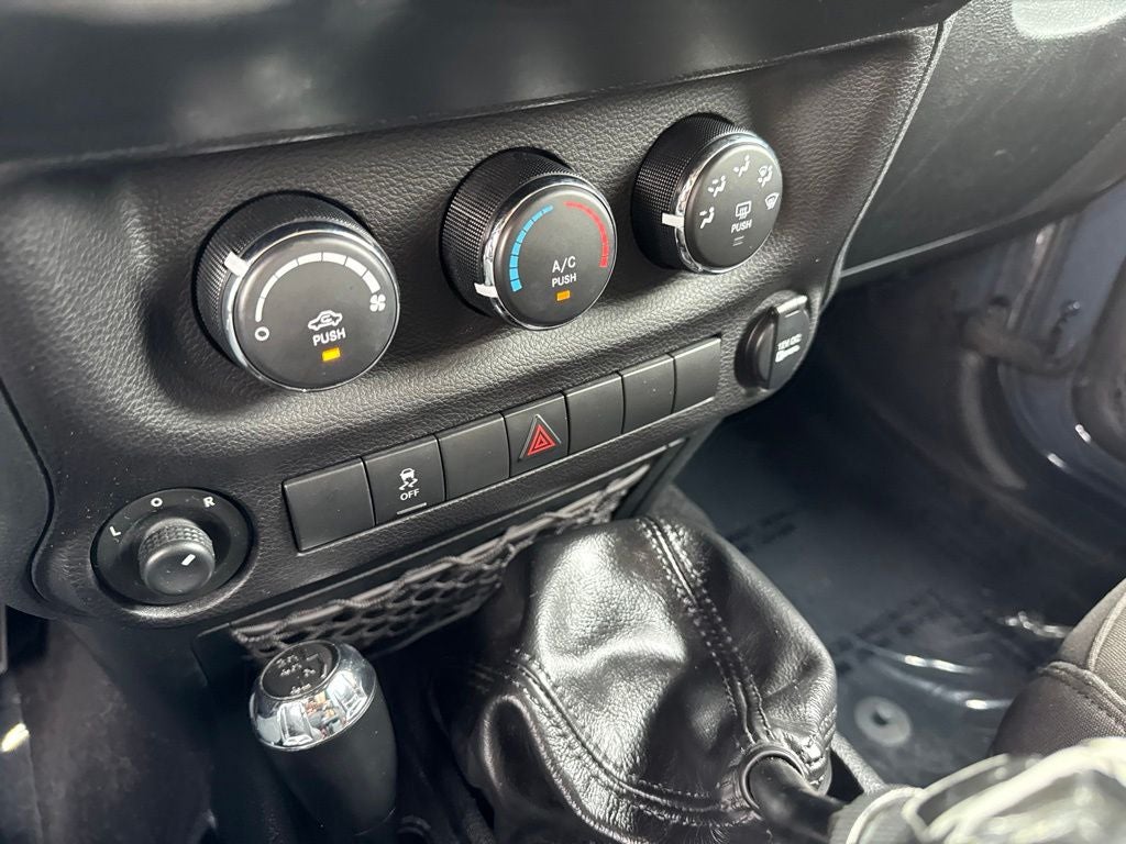 2017 Jeep Wrangler Unlimited Willy Wheeler 4x4