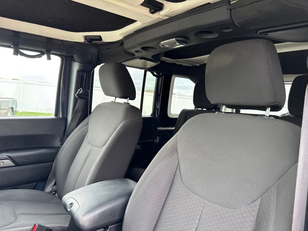 2017 Jeep Wrangler Unlimited Willy Wheeler 4x4