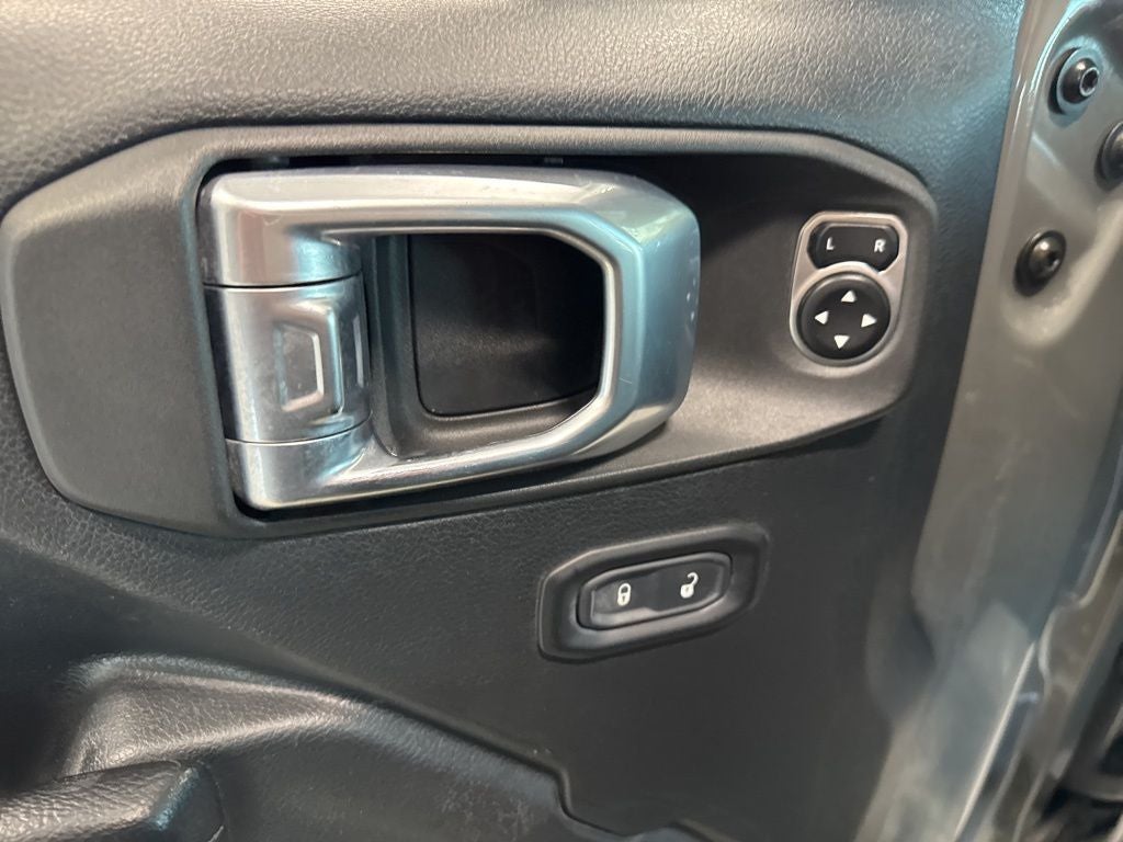 2020 Jeep Wrangler Unlimited Willys 4X4