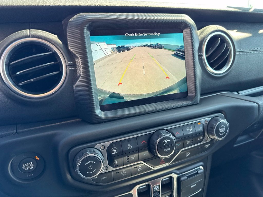 2020 Jeep Wrangler Unlimited Sahara 4x4