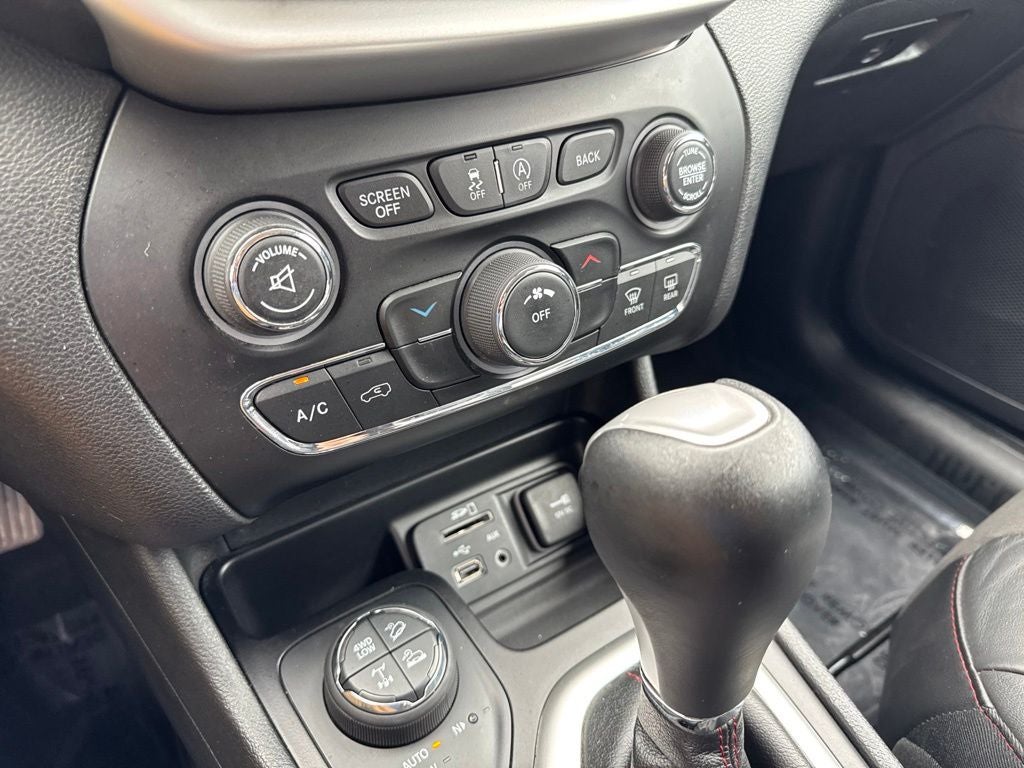 2018 Jeep Cherokee Trailhawk