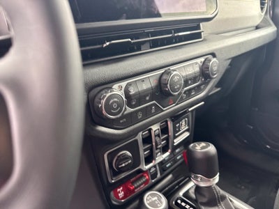 2026 Jeep Wrangler 4-Door Willys 4x4