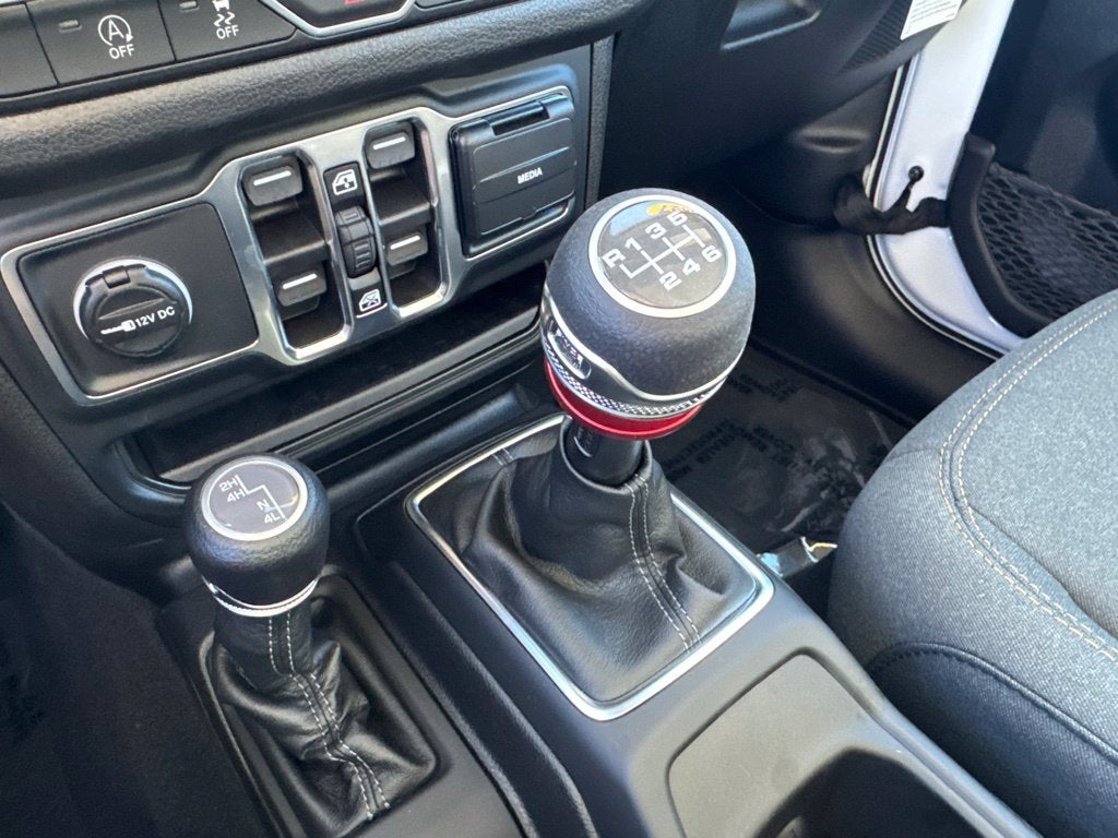 2027 Jeep Wrangler WRANGLER 4-DOOR SPORT S
