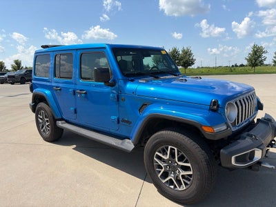 2025 Jeep Wrangler 4-Door Sahara 4x4