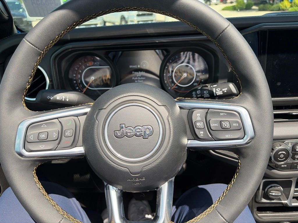 2025 Jeep Wrangler 4-Door Sahara 4x4
