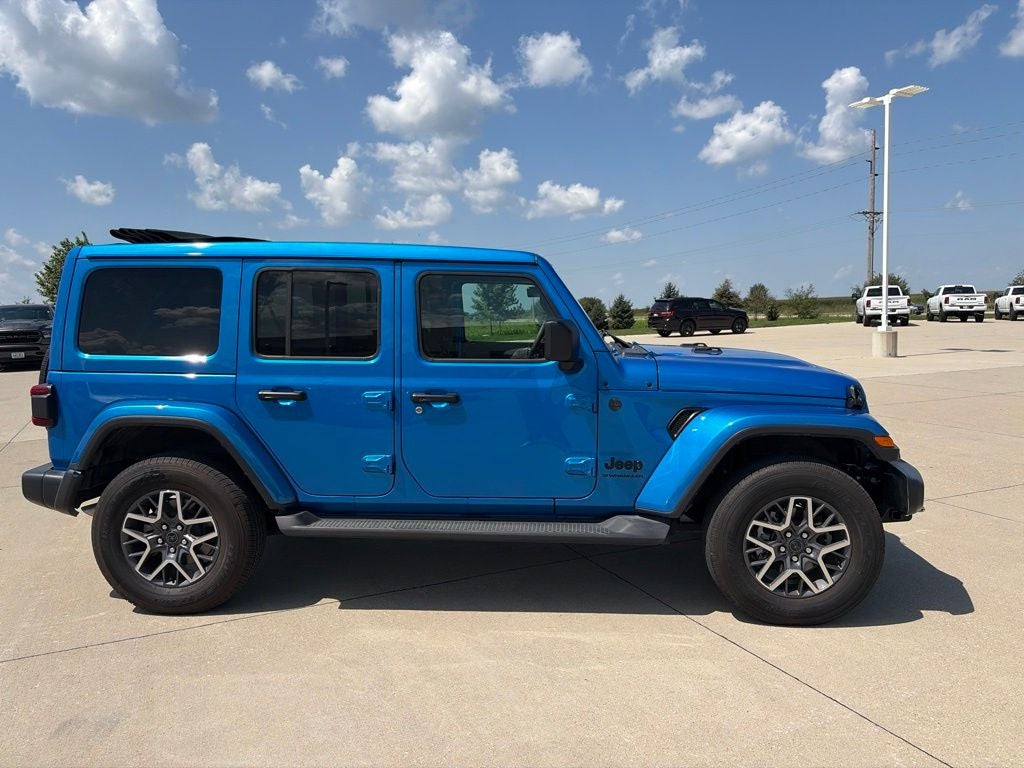 2025 Jeep Wrangler 4-Door Sahara 4x4