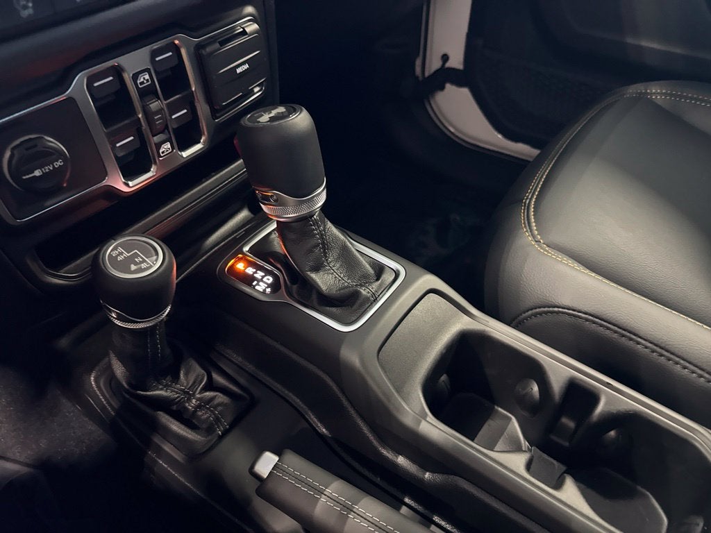 2027 Jeep Wrangler WRANGLER 4-DOOR SAHARA