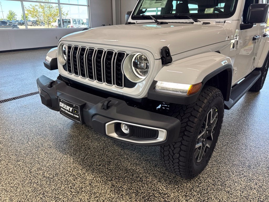 2027 Jeep Wrangler WRANGLER 4-DOOR SAHARA