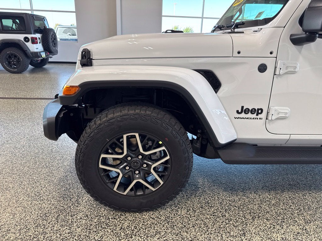 2027 Jeep Wrangler WRANGLER 4-DOOR SAHARA