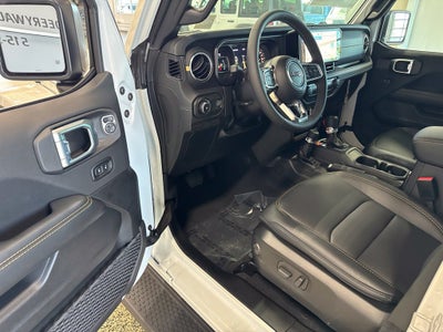 2027 Jeep Wrangler WRANGLER 4-DOOR SAHARA