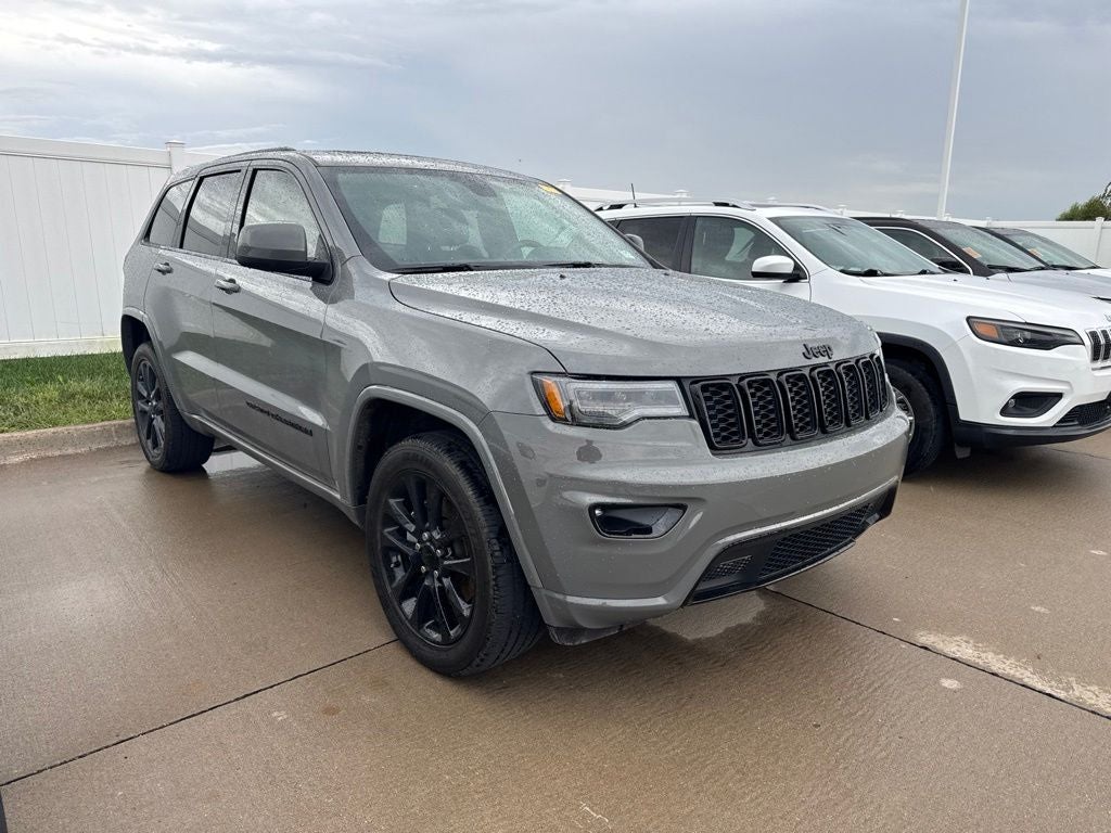 2021 Jeep Grand Cherokee Laredo X 4x4