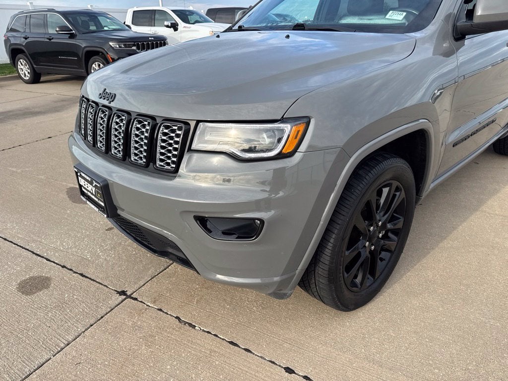 2022 Jeep Grand Cherokee WK Laredo X 4x4