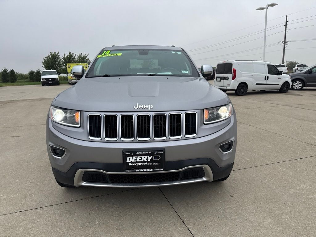 Used 2014 Jeep Grand Cherokee Limited with VIN 1C4RJFBG7EC546429 for sale in Waukee, IA