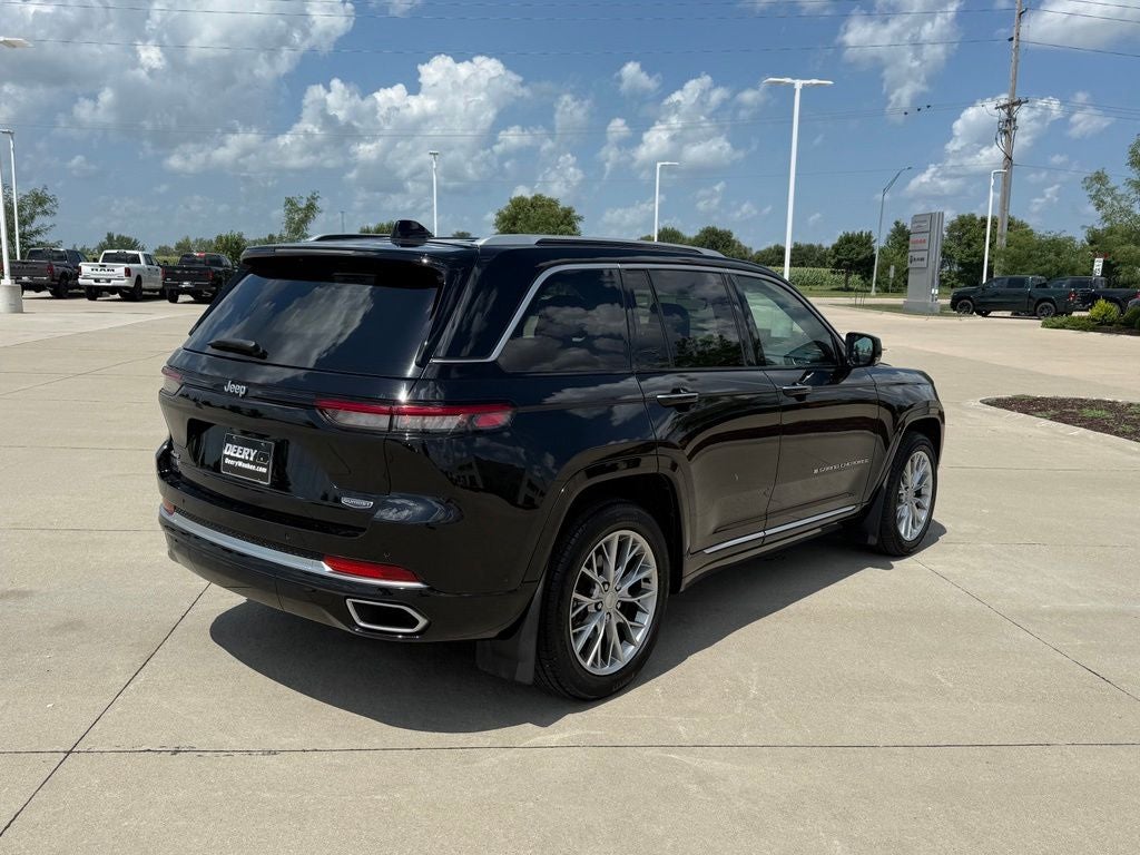 2017 Jeep Grand Cherokee Summit