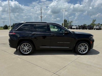 2017 Jeep Grand Cherokee Summit