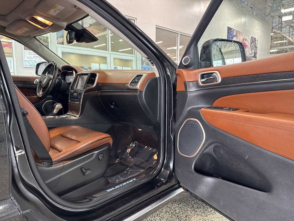 2016 Jeep Grand Cherokee Summit