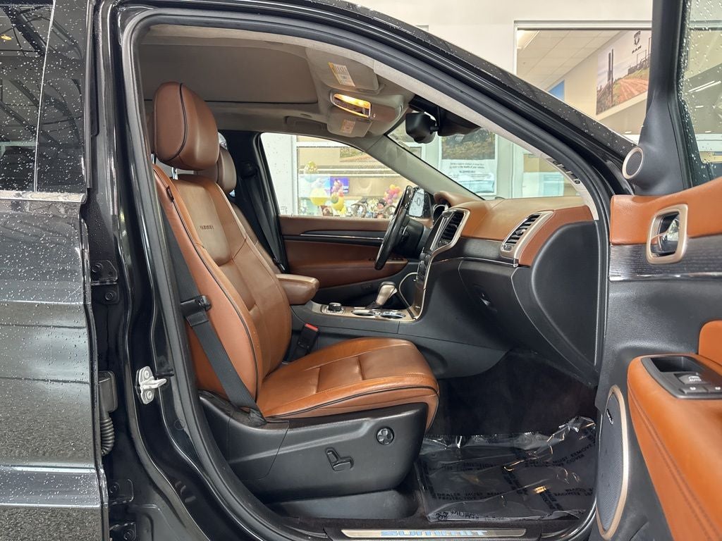 2016 Jeep Grand Cherokee Summit