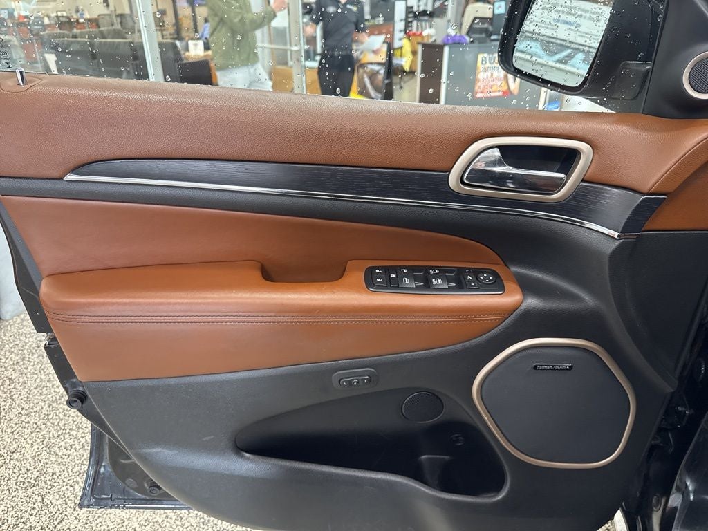 2016 Jeep Grand Cherokee Summit