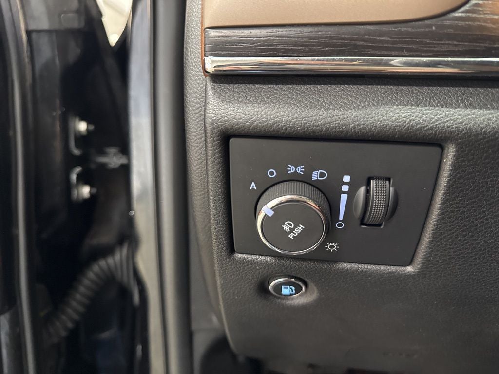 2016 Jeep Grand Cherokee Summit