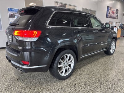 2016 Jeep Grand Cherokee Summit