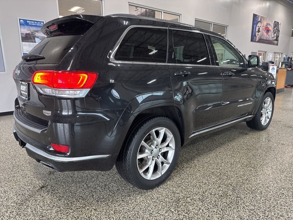 2016 Jeep Grand Cherokee Summit