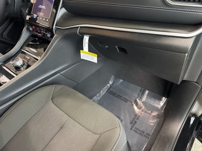 2026 Jeep Grand Cherokee GRAND CHEROKEE LAREDO X 4X4