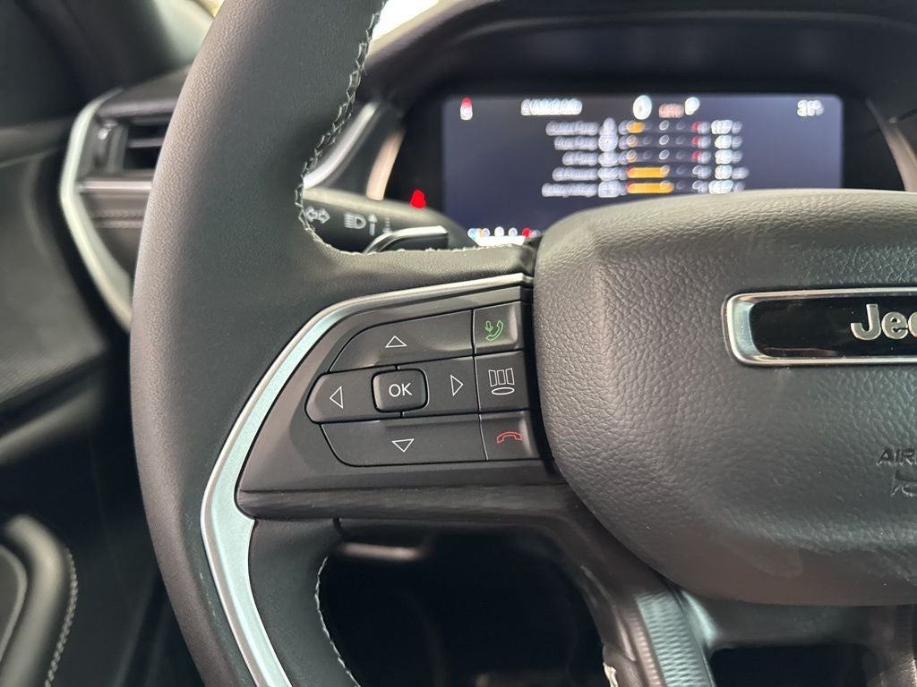 2026 Jeep Grand Cherokee GRAND CHEROKEE LAREDO X 4X4