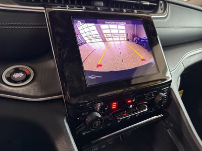 2026 Jeep Grand Cherokee GRAND CHEROKEE LAREDO X 4X4