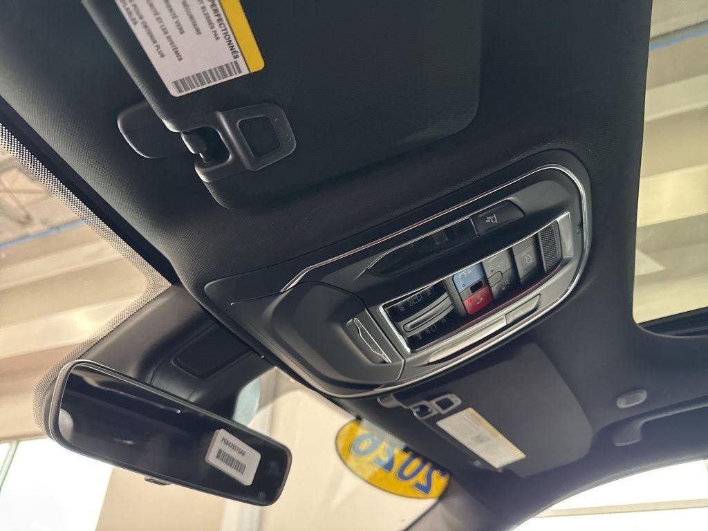 2026 Jeep Grand Cherokee GRAND CHEROKEE LAREDO X 4X4