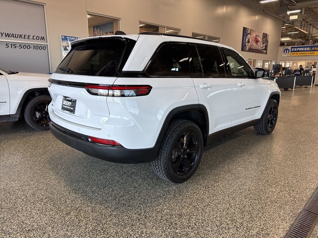 2023 Jeep Grand Cherokee Altitude 4x4