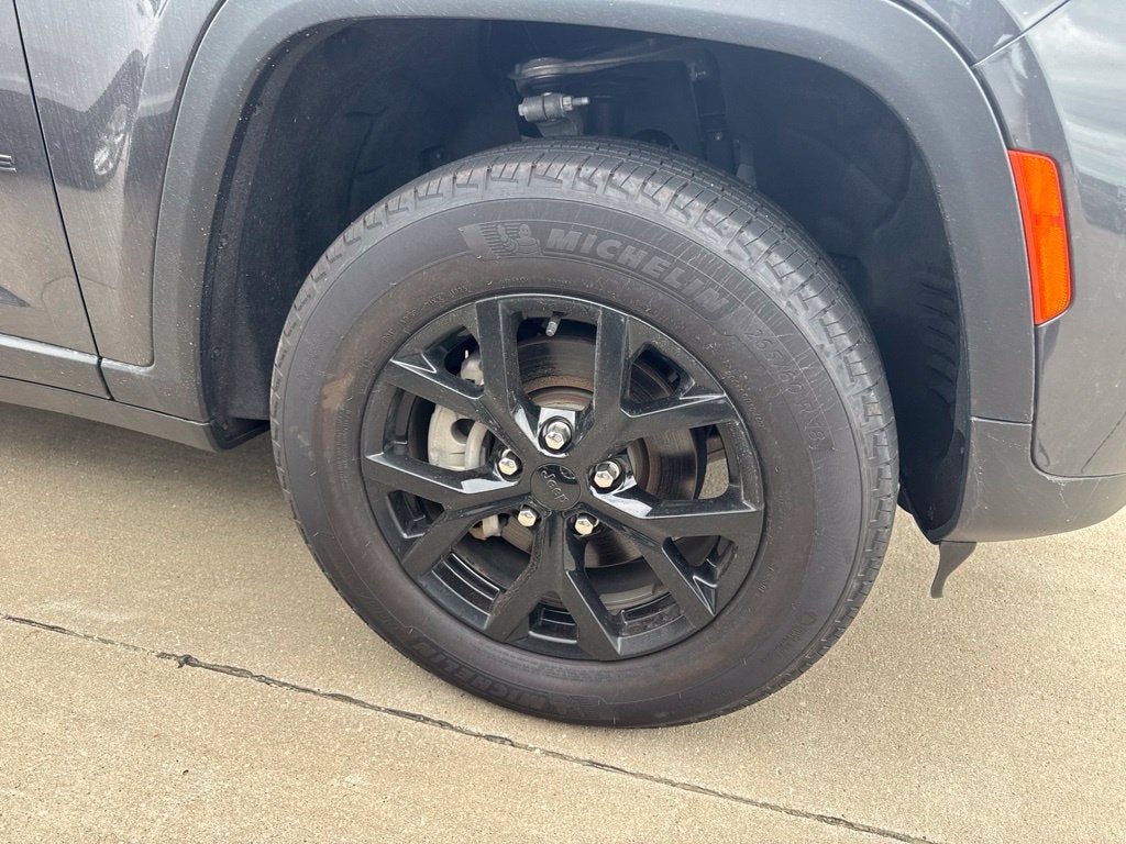 2025 Jeep Grand Cherokee Altitude 4x4