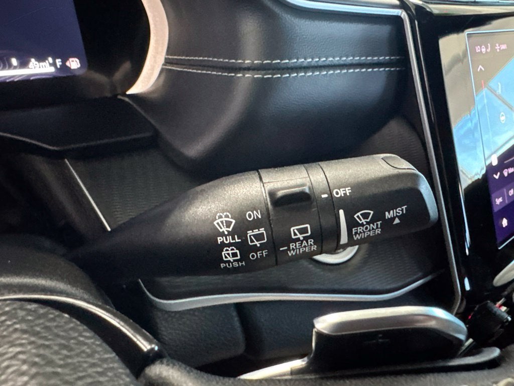 2025 Jeep Grand Cherokee Altitude 4x4