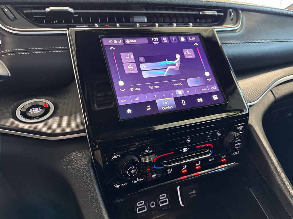 2025 Jeep Grand Cherokee Altitude 4x4