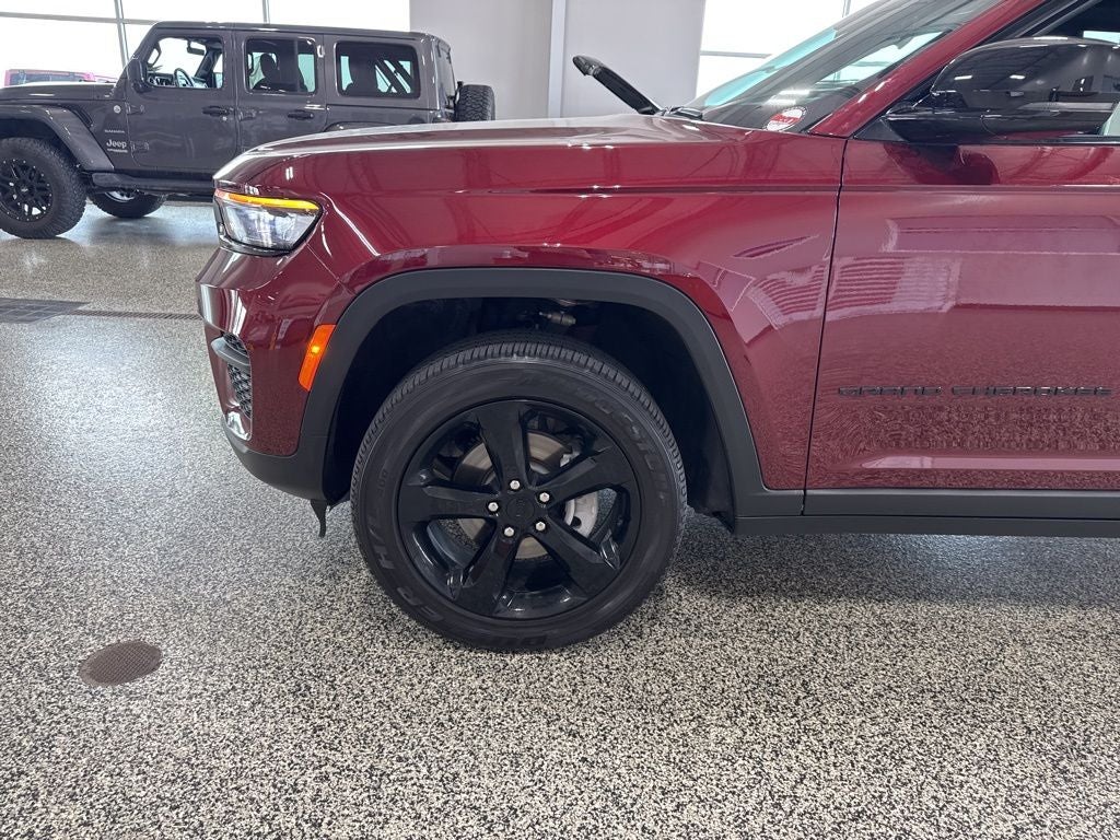 2025 Jeep Grand Cherokee Altitude X 4x4