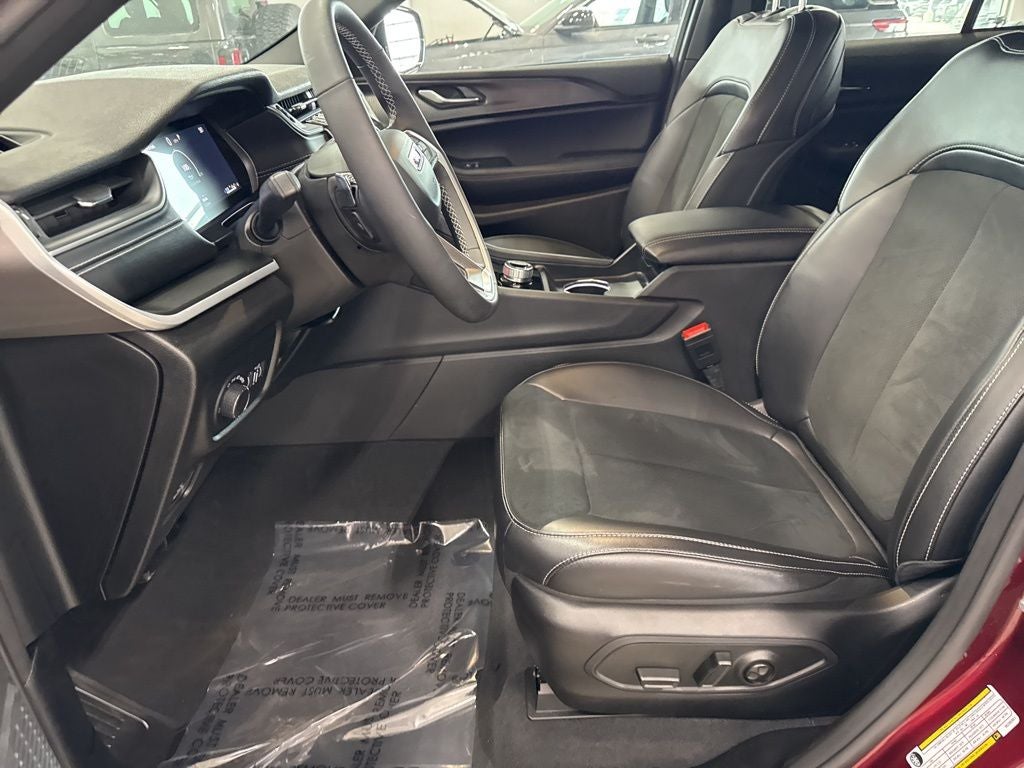 2025 Jeep Grand Cherokee Altitude X 4x4