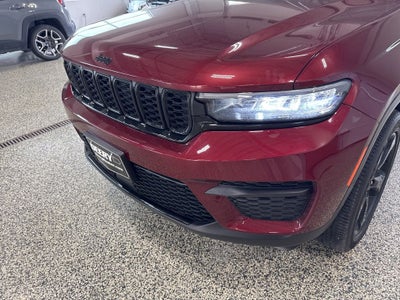 2022 Jeep Grand Cherokee Altitude 4x4