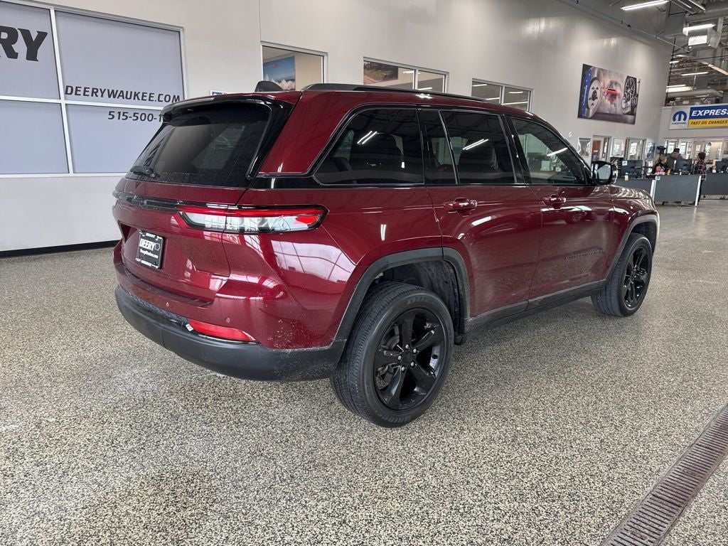2022 Jeep Grand Cherokee Altitude 4x4
