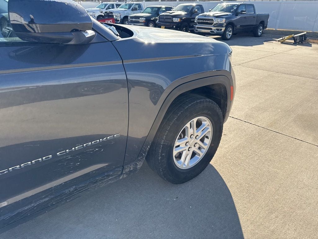 2023 Jeep Grand Cherokee Laredo 4x4