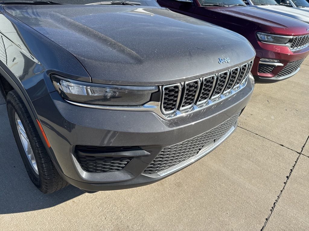 2023 Jeep Grand Cherokee Laredo 4x4