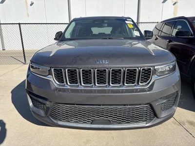 2023 Jeep Grand Cherokee Laredo 4x4