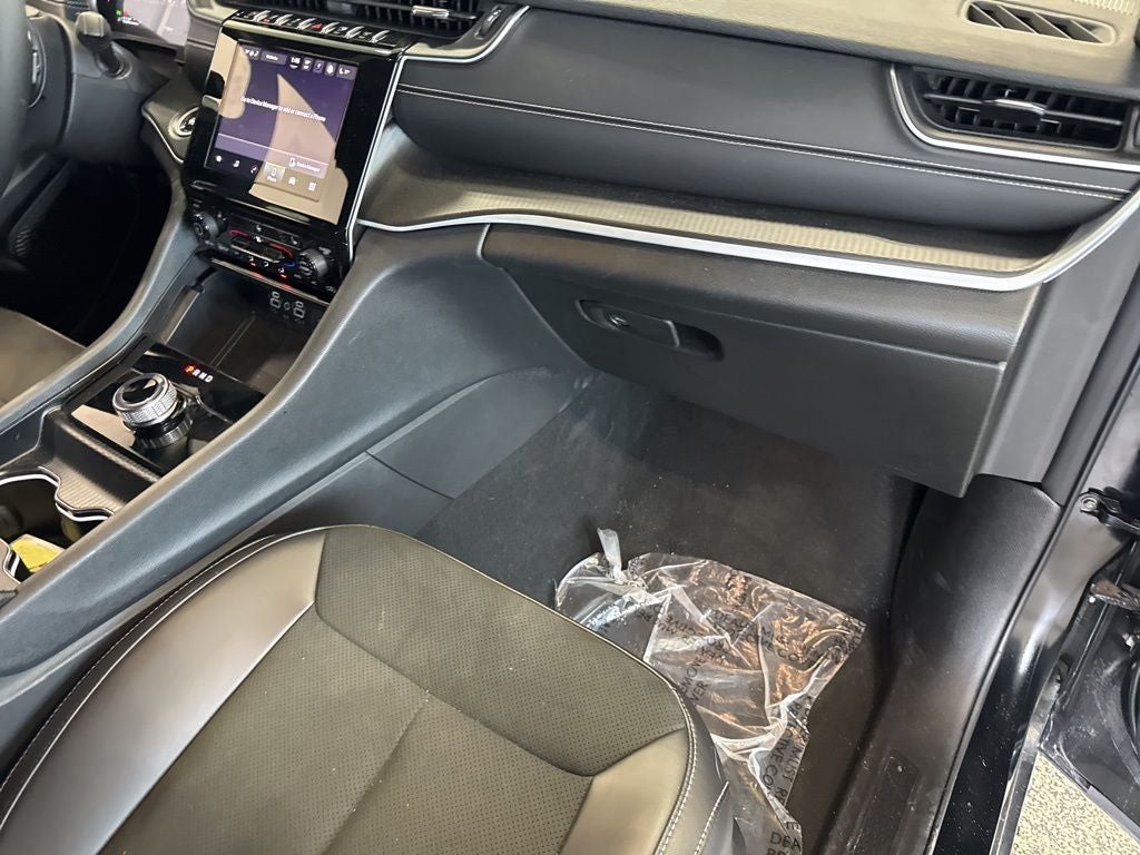 2025 Jeep Grand Cherokee Altitude X 4x4