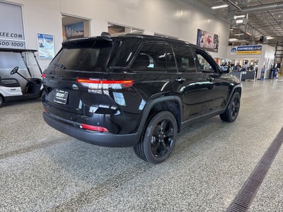 2025 Jeep Grand Cherokee Altitude X 4x4