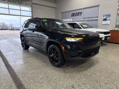 2023 Jeep Grand Cherokee Altitude 4x4