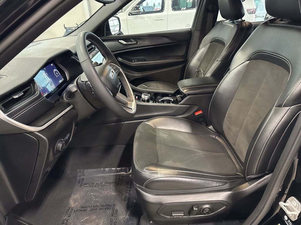 2023 Jeep Grand Cherokee Altitude 4x4