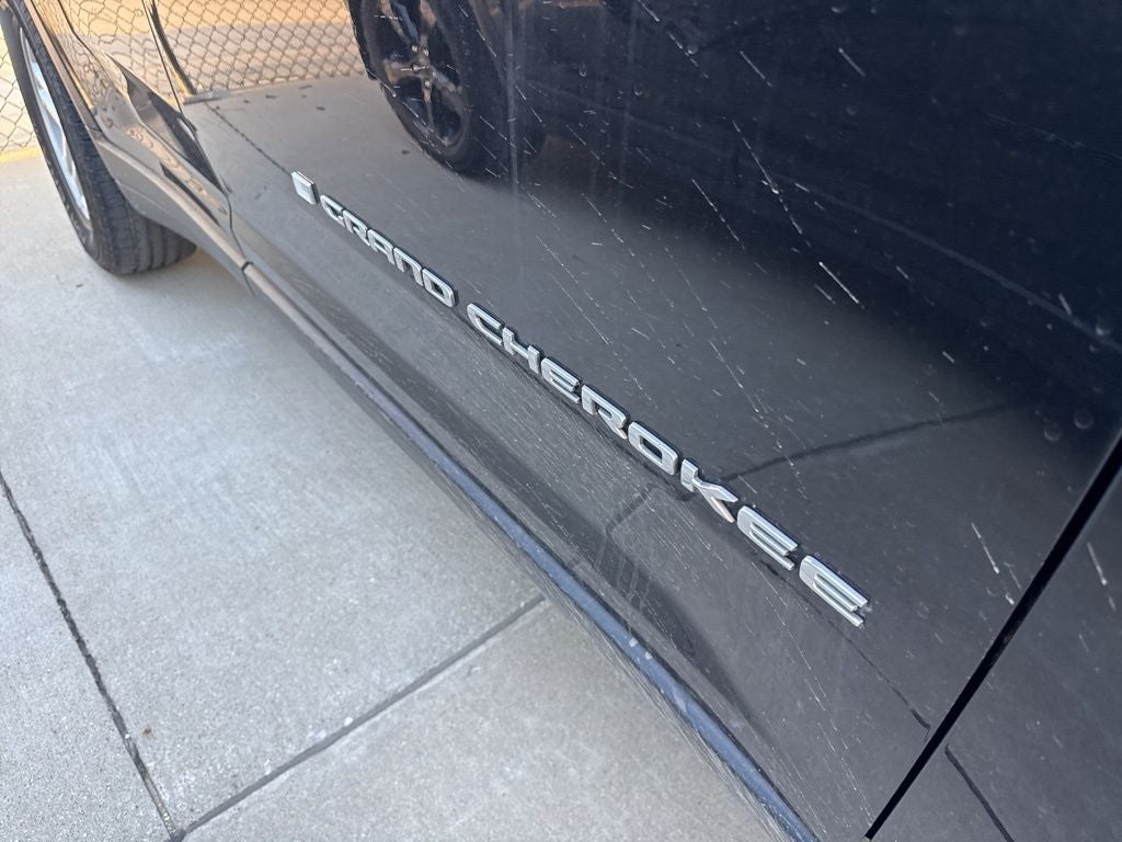 2023 Jeep Grand Cherokee Laredo 4x4