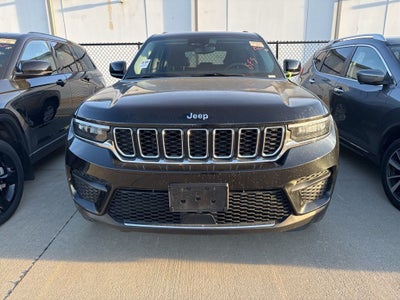 2023 Jeep Grand Cherokee Laredo 4x4